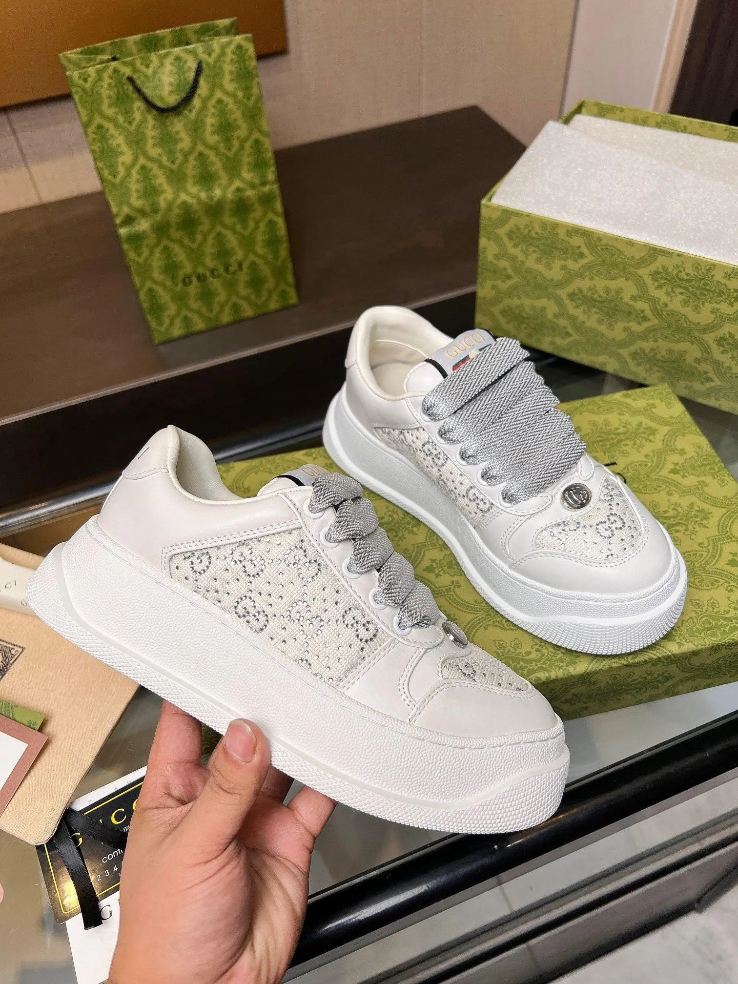 GCI Off White Screener Sneakers-044