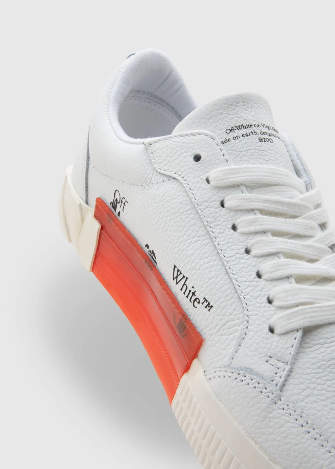 OFF-WHITE: LOW VULCANIZED SNEAKERS [BLACK]