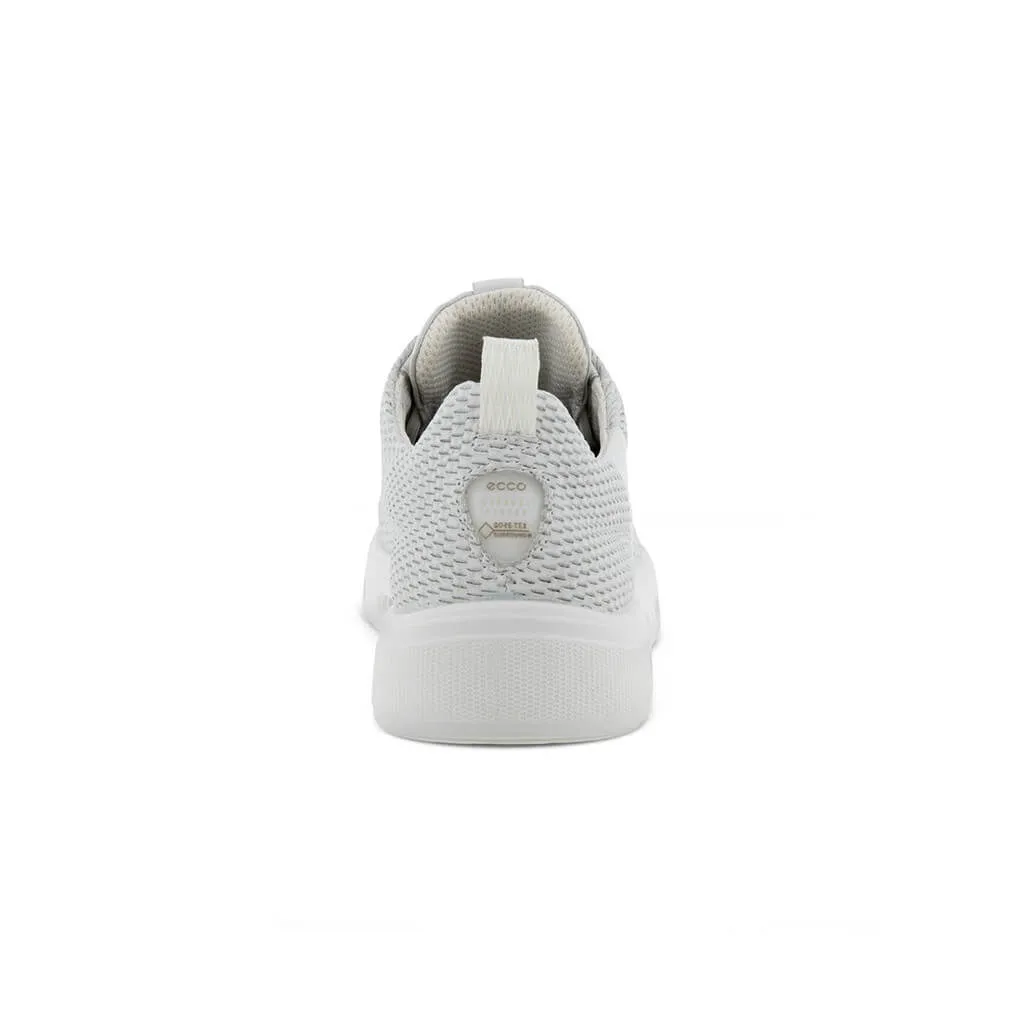 Street 720 - White