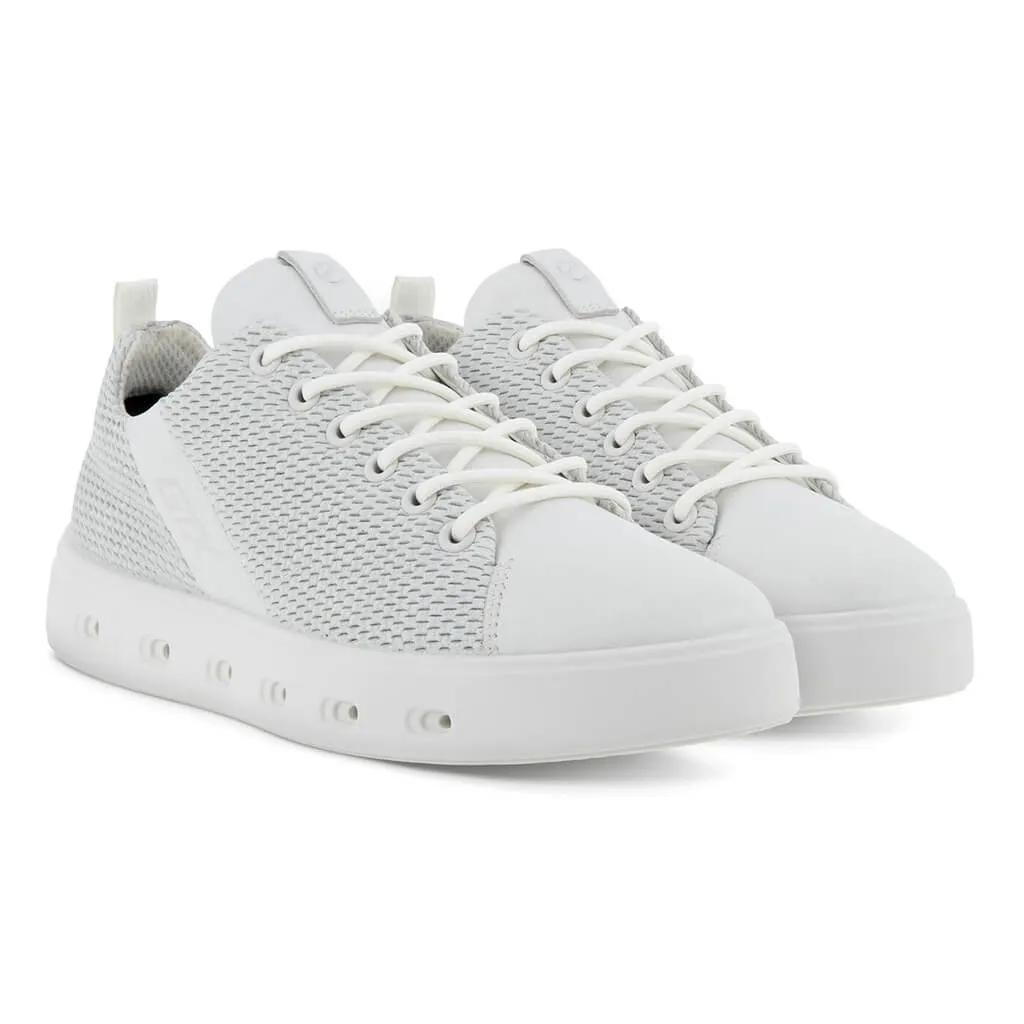 Street 720 - White